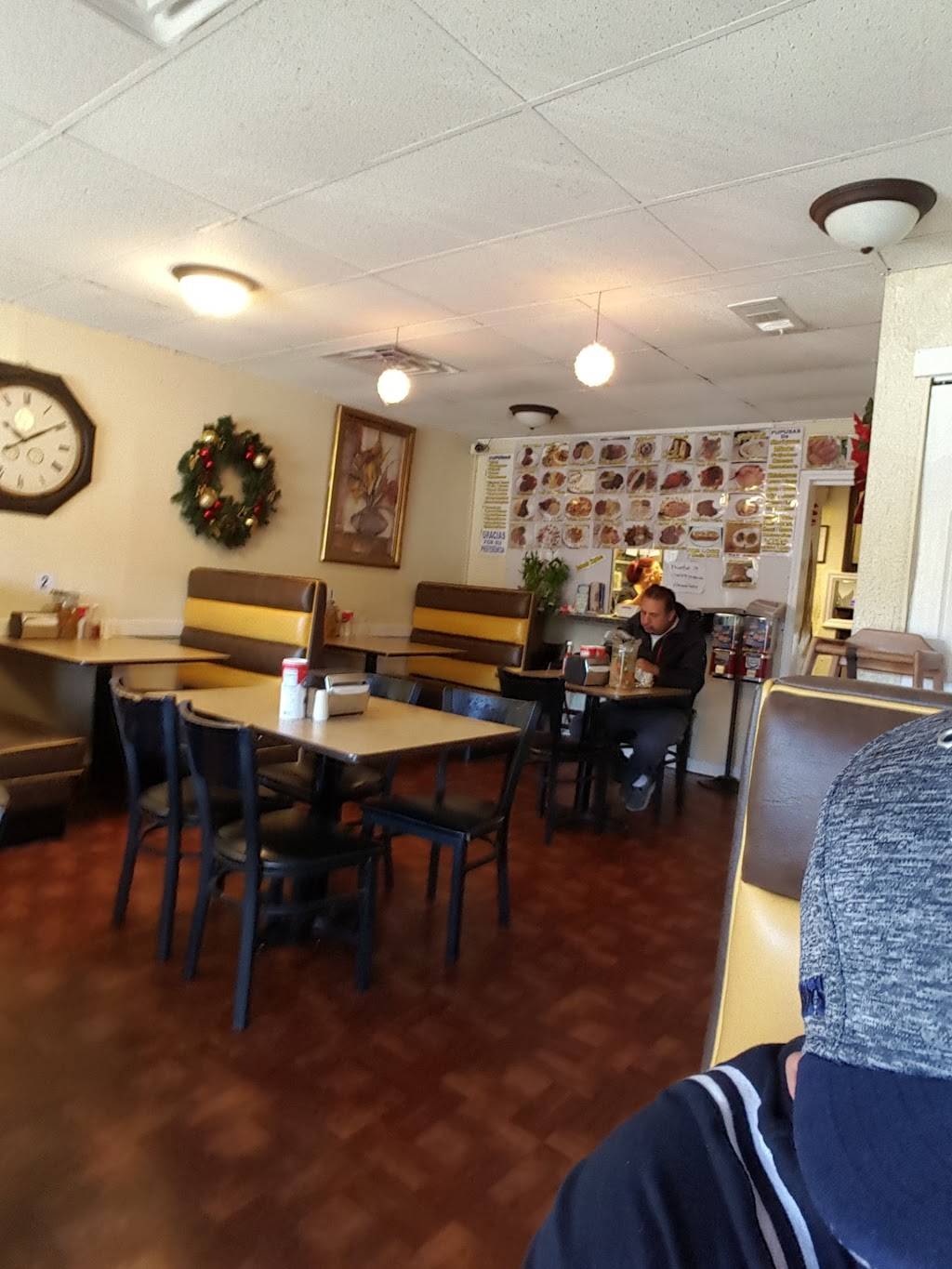 Pupuseria La Esquina | restaurant | 1326 Antioch Pike, Nashville, TN 37211, USA | 6155829029 OR +1 615-582-9029