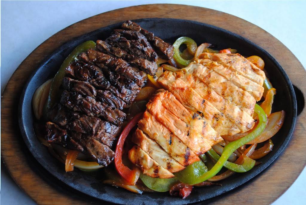 Mi-Hacienda | restaurant | 2601 75th St, Darien, IL 60561, USA | 6309102000 OR +1 630-910-2000