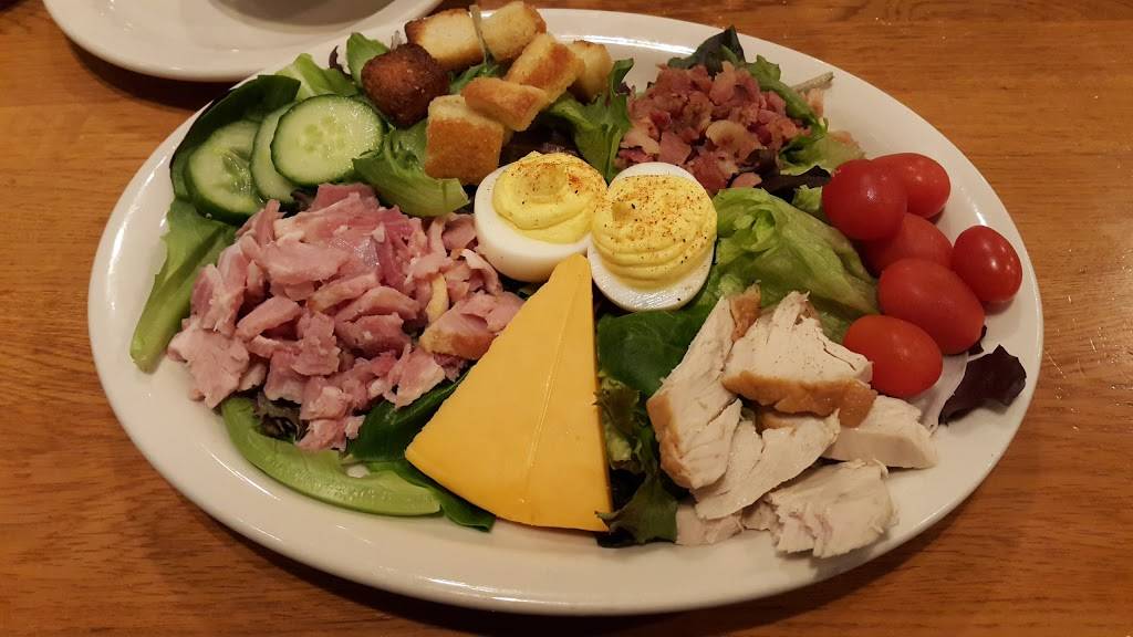 Cracker Barrel Old Country Store | restaurant | 3316 Daniels Rd, Winter Garden, FL 34787, USA | 4076542405 OR +1 407-654-2405