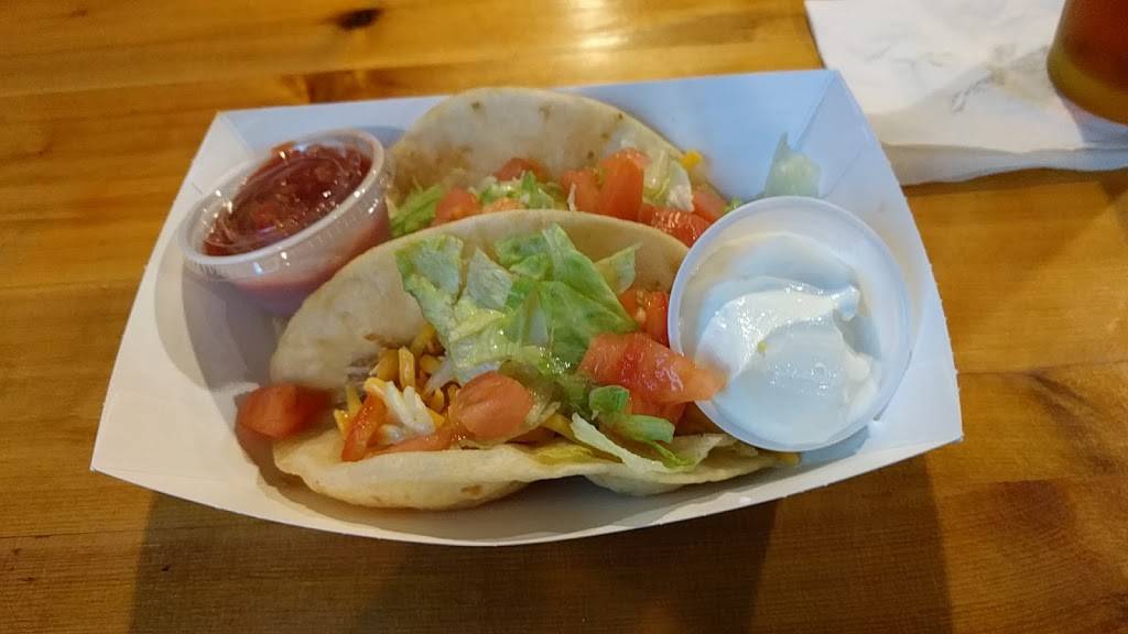 Jumpin Jacks | restaurant | 27796 Jodrell St NE, North Branch, MN 55056, USA | 7634448311 OR +1 763-444-8311