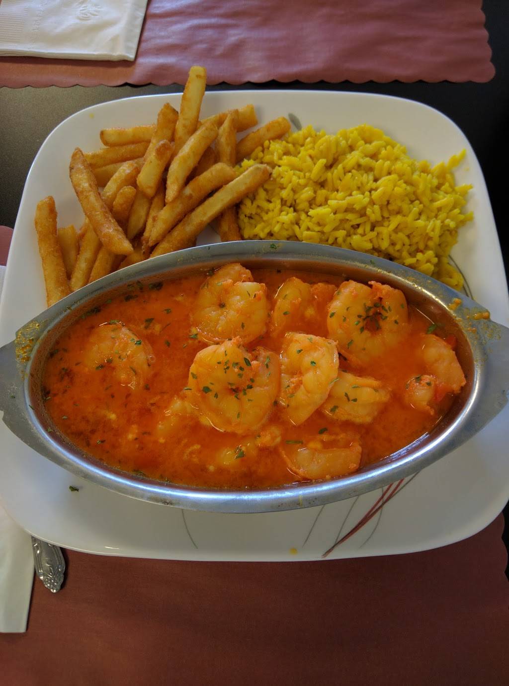 Samanthas Restaurant at Montaup Country Club | restaurant | 500 Anthony Rd, Portsmouth, RI 02871, USA | 40168309554 OR +1 401-683-0955 ext. 4