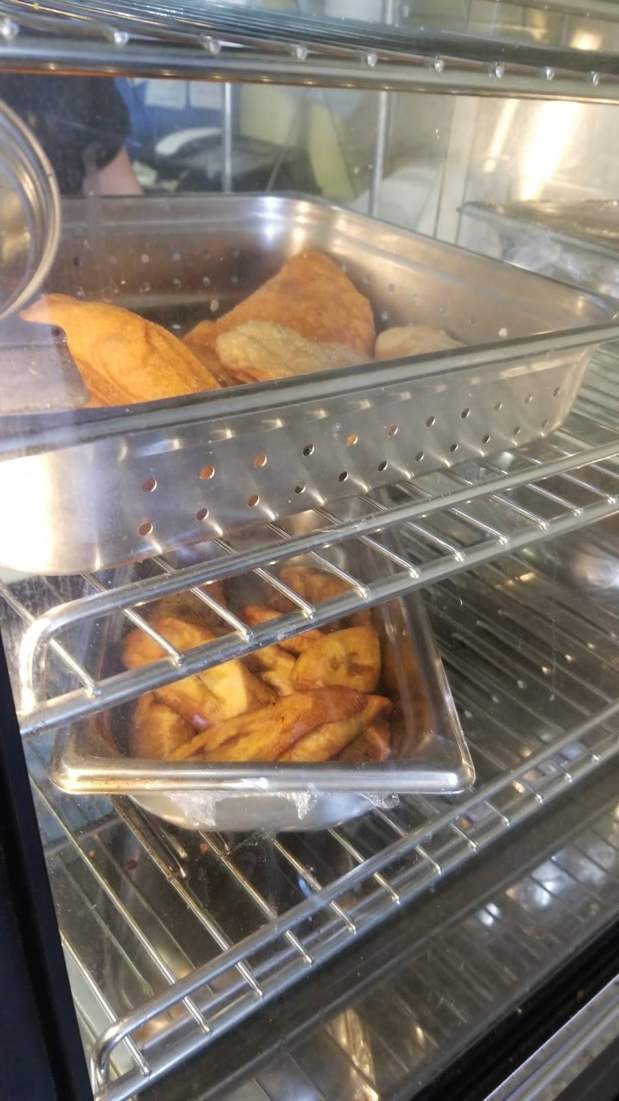 Leos Restaurant | restaurant | 340 Main St, Bridgeport, CT 06604, USA | 2033375440 OR +1 203-337-5440