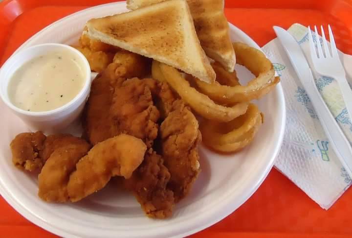 Mavericks Country Kitchen | restaurant | 9982 US-79, Palestine, TX 75801, USA | 9035382829 OR +1 903-538-2829