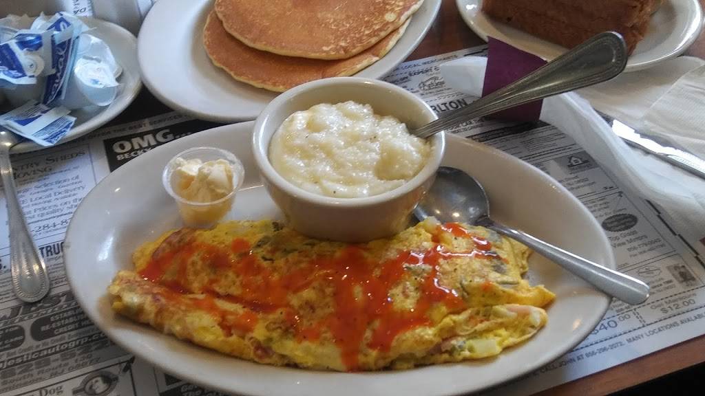 Maple Hill Restaurant | restaurant | 701 E Main St, Maple Shade Township, NJ 08052, USA | 8567791610 OR +1 856-779-1610