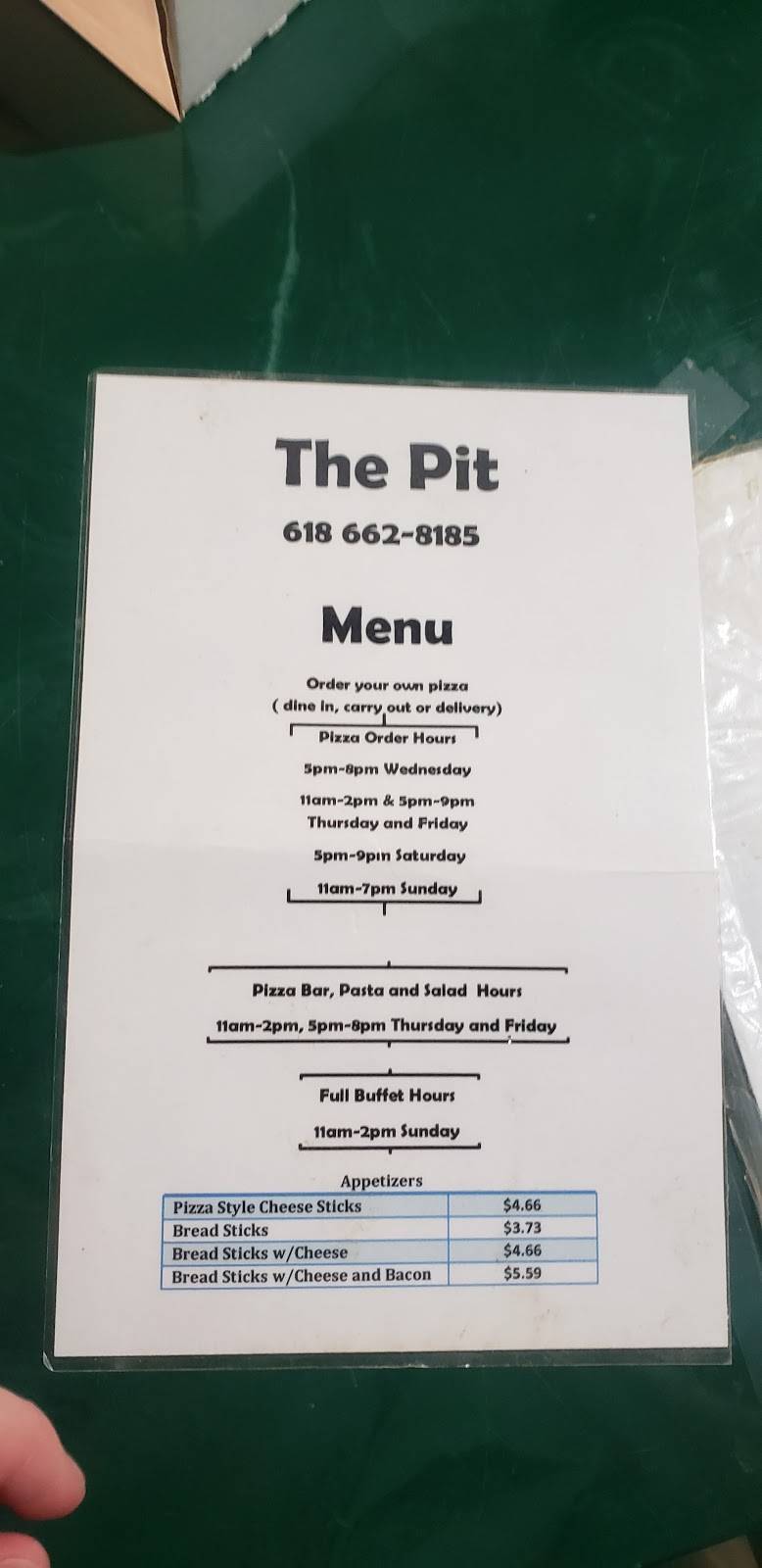Pizza Pit | restaurant | 601 W North Ave, Flora, IL 62839, USA | 6186628185 OR +1 618-662-8185