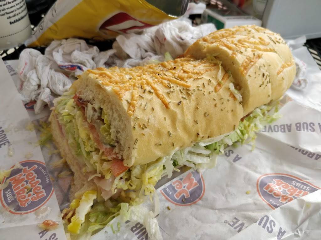 Jersey Mikes Subs | meal takeaway | 1911 Springwood Rd, York, PA 17403, USA | 7179001906 OR +1 717-900-1906