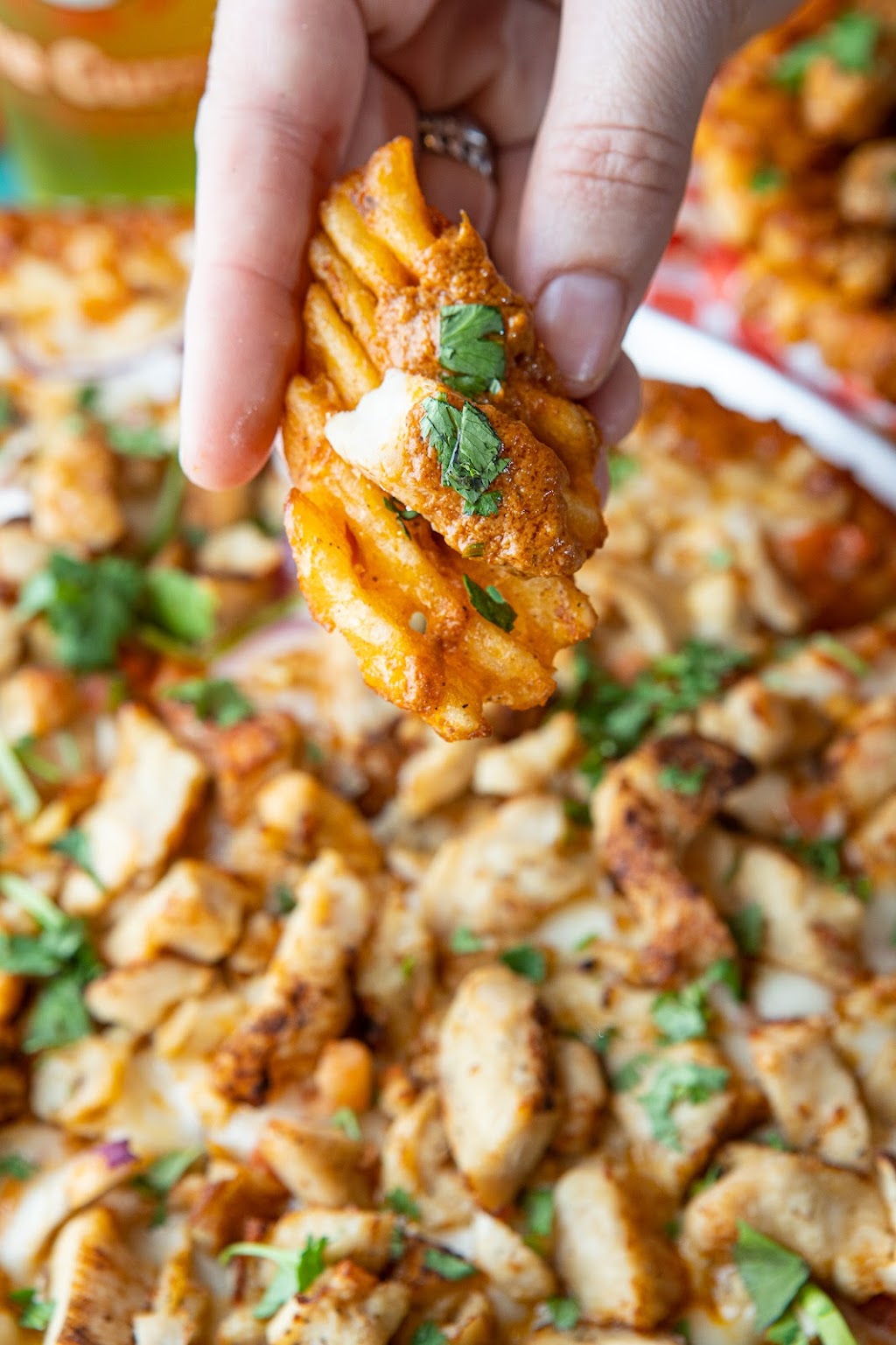 The Curry Pizza Company #5 | restaurant | 3918 S Mooney Blvd, Visalia, CA 93277, USA | 5597772070 OR +1 559-777-2070