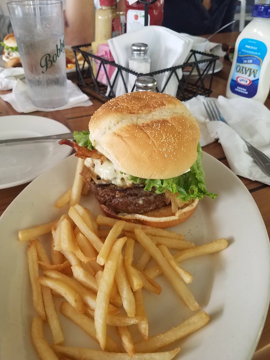 Bobbys Restaurant & Lounge | night club | 3450 Ocean Dr, Vero Beach, FL 32963, USA | 7722316996 OR +1 772-231-6996