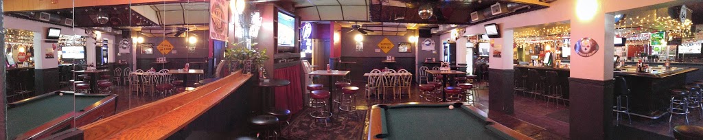 RoadRunners Grill | restaurant | 2401 Saw Mill Run Blvd, Pittsburgh, PA 15234, USA | 4128812602 OR +1 412-881-2602