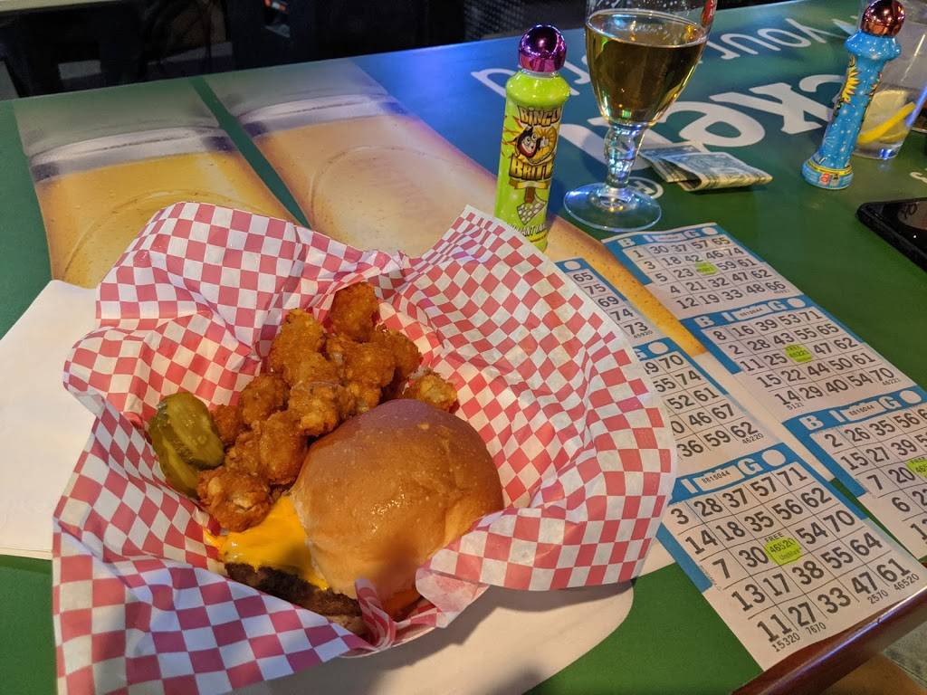 Ducks Sports Bar & Grill | restaurant | 3606 W Division St, St Cloud, MN 56301, USA | 3202290909 OR +1 320-229-0909