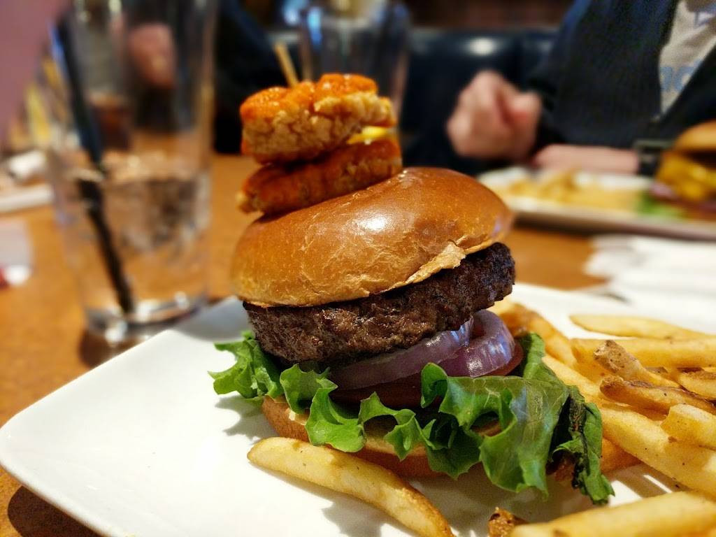 TGI Fridays | restaurant | 280 Marsh Ave, Staten Island, NY 10314, USA | 7189827801 OR +1 718-982-7801