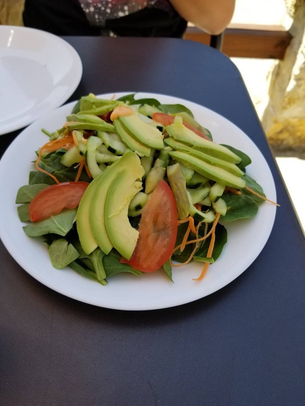 yellowfish sushi | restaurant | 9102 Wurzbach Rd, San Antonio, TX 78240, USA | 2106143474 OR +1 210-614-3474