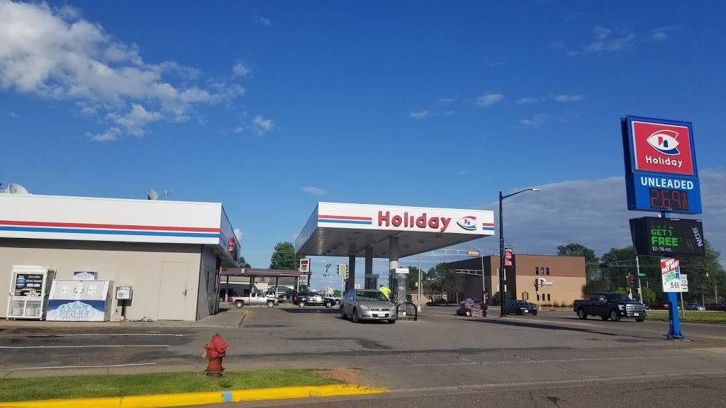 Holiday Stationstores | cafe | 300 E Spruce St, Abbotsford, WI 54405, USA | 7152234600 OR +1 715-223-4600