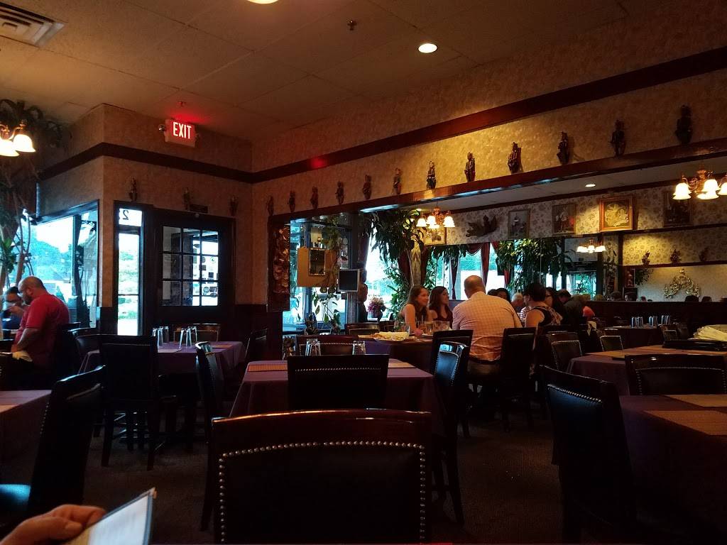 Singha Thai Restaurant | restaurant | 2237 S 108th St, Milwaukee, WI 53227, USA | 4145411234 OR +1 414-541-1234