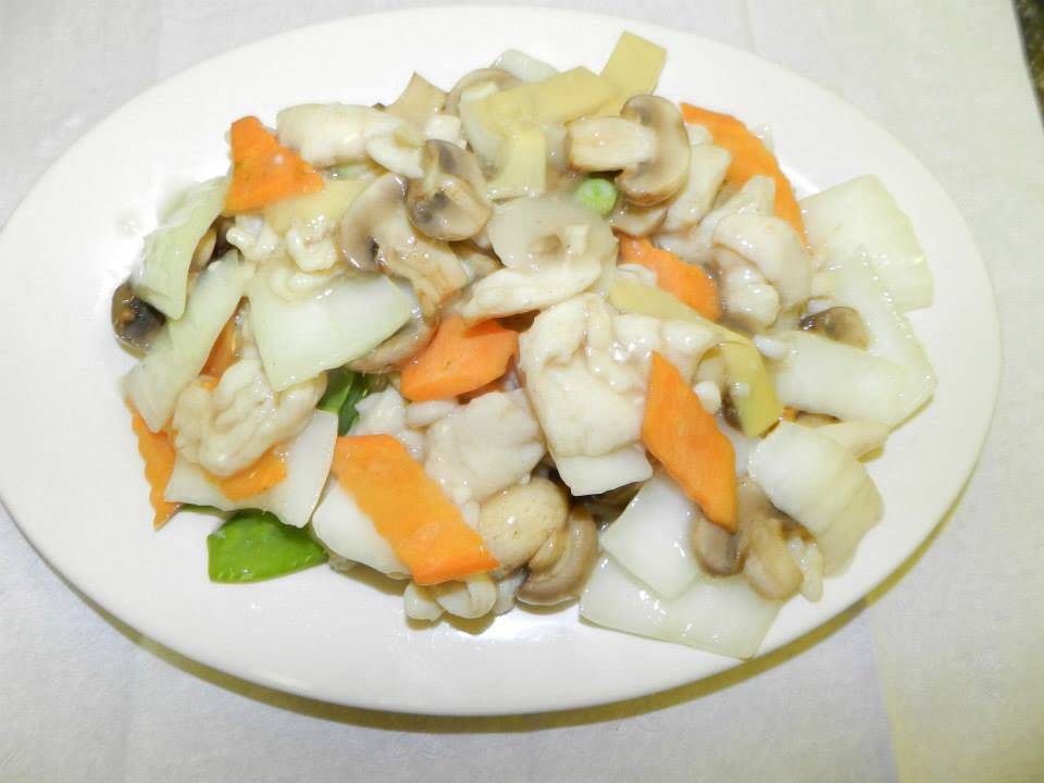 Lucky Star | restaurant | 719 Main St, Winfield, KS 67156, USA | 6204025098 OR +1 620-402-5098