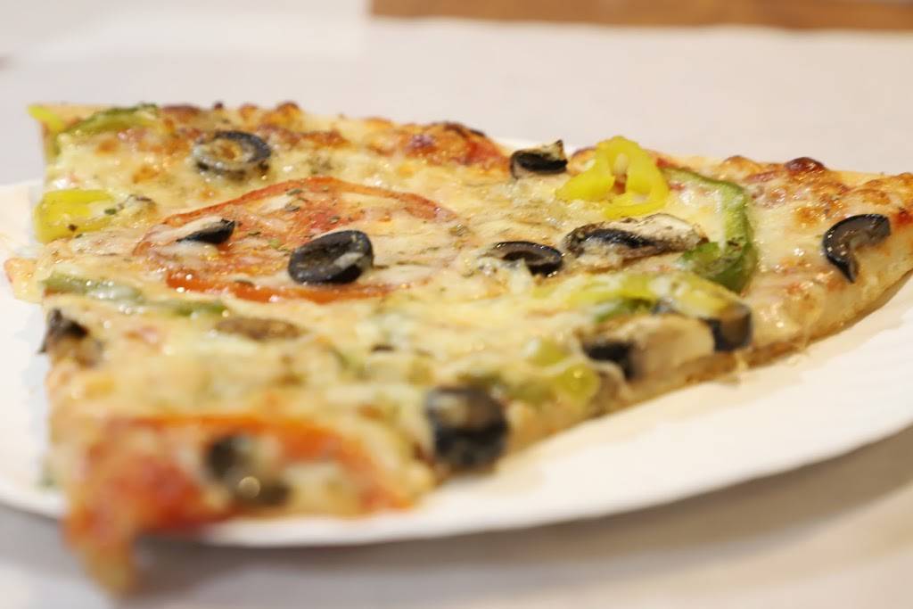 Goodfellas Pizza of Dewitt | restaurant | 5980 Butternut Dr, East Syracuse, NY 13057, USA | 3154636300 OR +1 315-463-6300