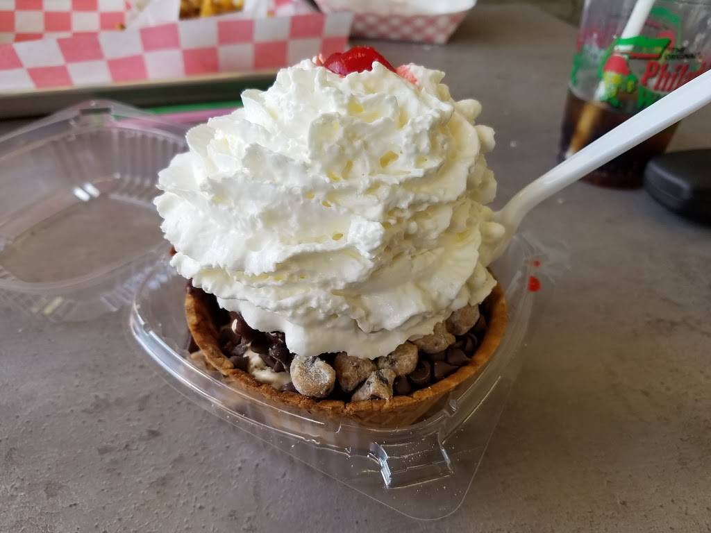 Richmans Ice Cream & Burger Co. | restaurant | 6935 Emilie Rd, Levittown, PA 19057, USA | 2159431801 OR +1 215-943-1801