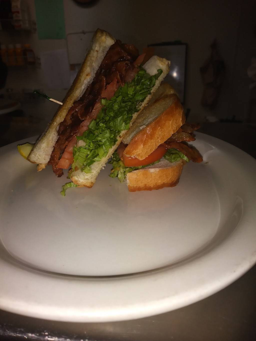 Greenisland Irish Pub & Restaurant | restaurant | 25517 Eaton Way, Bay Village, OH 44140, USA | 4402509086 OR +1 440-250-9086