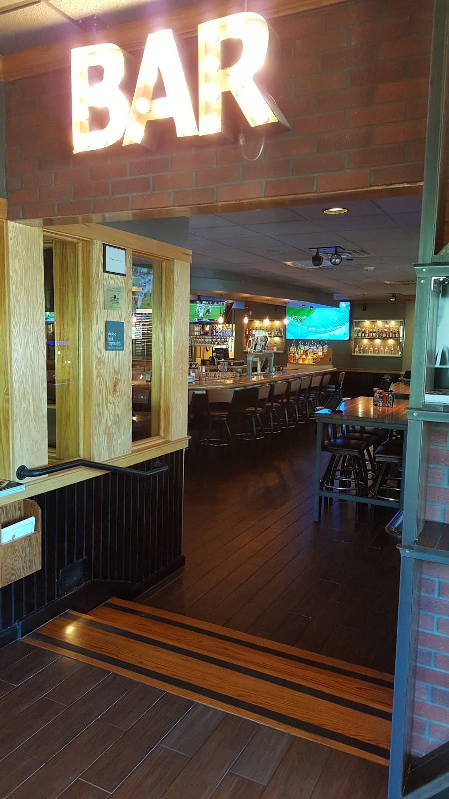 Applebees Grill + Bar | restaurant | 2 W Rd, Newtown, PA 18940, USA | 2154973470 OR +1 215-497-3470