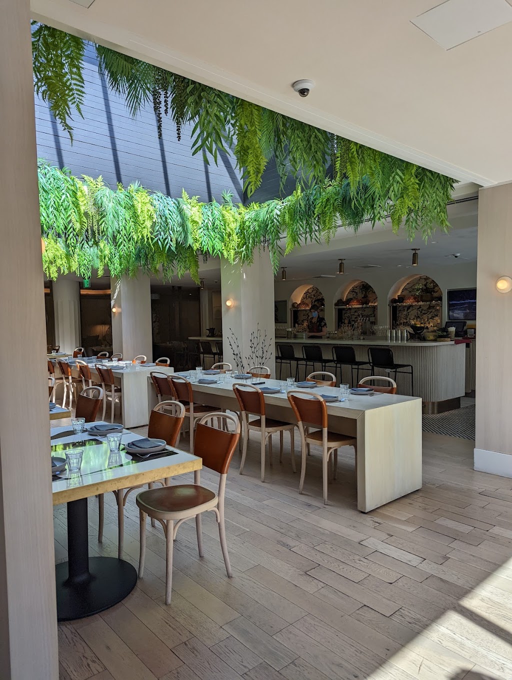 Abacá | restaurant | 2700 Jones St, San Francisco, CA 94133, USA | 4154860788 OR +1 415-486-0788