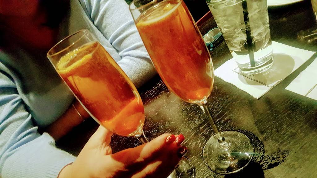 Coopers Hawk Winery & Restaurant | restaurant | 798 Algonquin Rd, Arlington Heights, IL 60005, USA | 8479810900 OR +1 847-981-0900