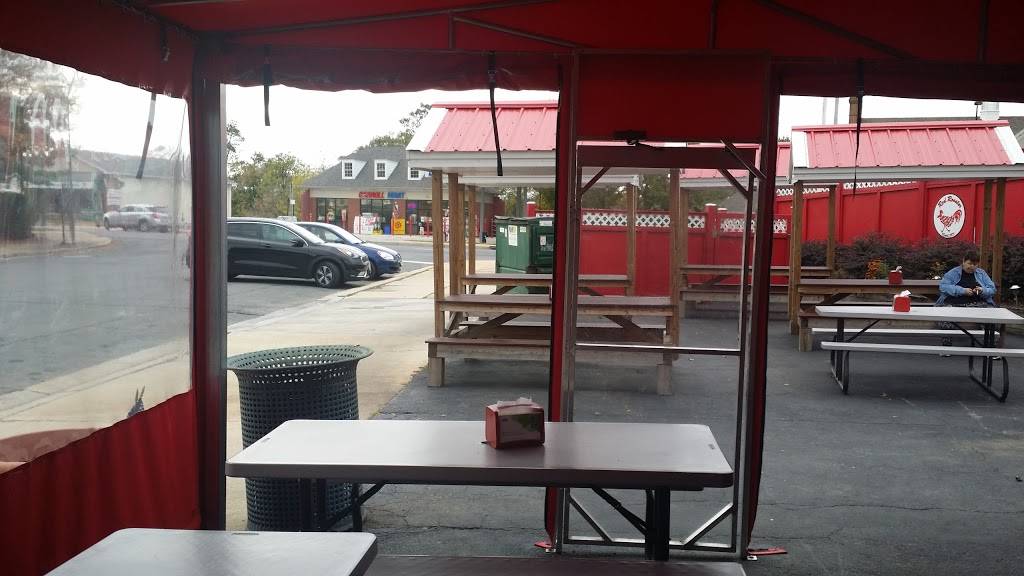 Red Rooster | restaurant | 10005 Damascus Blvd, Damascus, MD 20872, USA | 3012534081 OR +1 301-253-4081