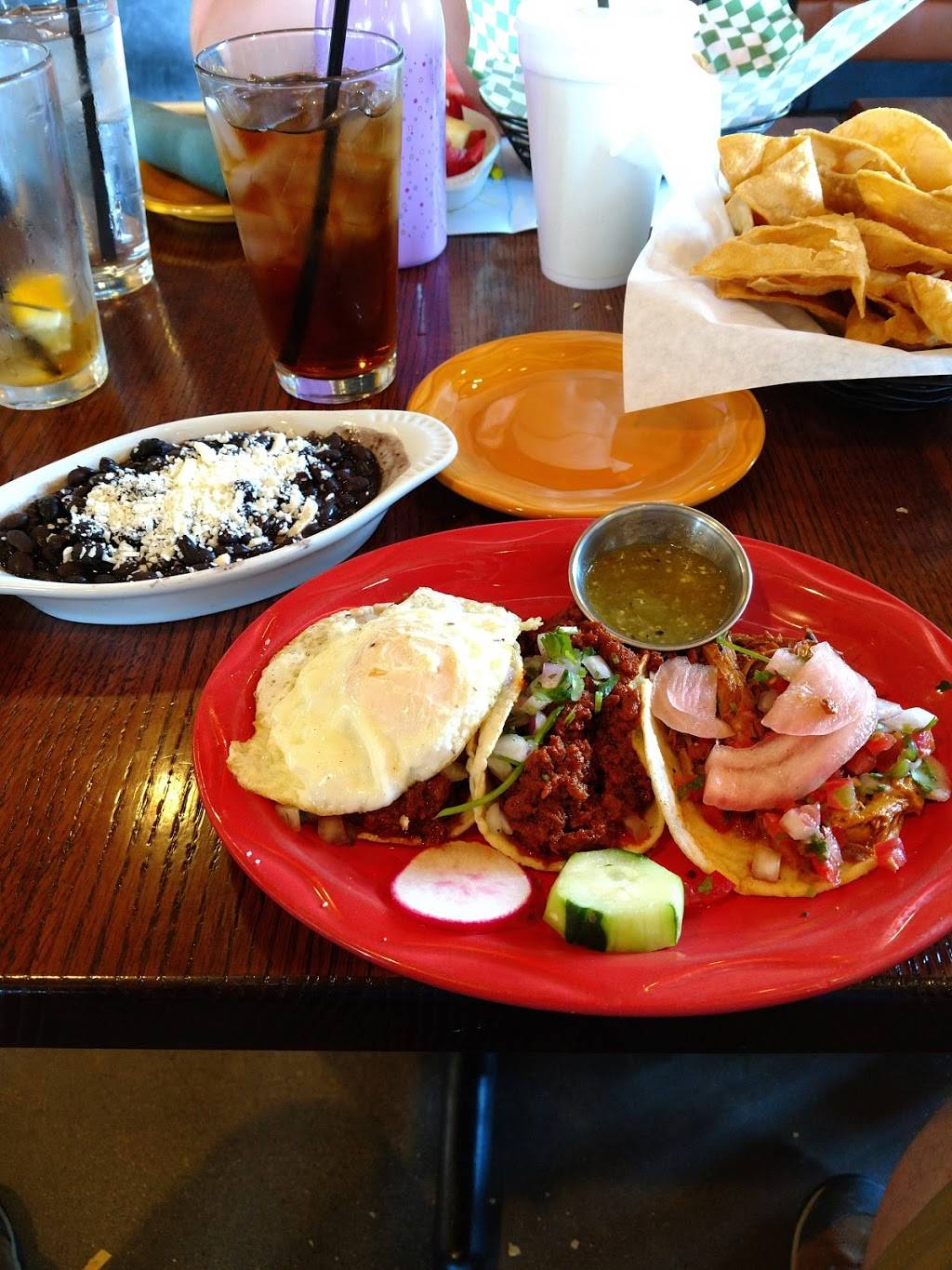 Barrio Queen | restaurant | 388 N Gilbert Rd, Gilbert, AZ 85234, USA | 4806345025 OR +1 480-634-5025