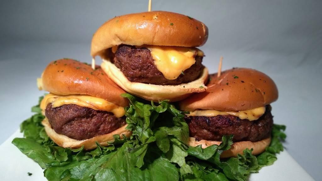 B.O.P BURGER | restaurant | The Bronx, 1100 Teller Ave #4k, The Bronx, NY 10456, USA | 9177425448 OR +1 917-742-5448