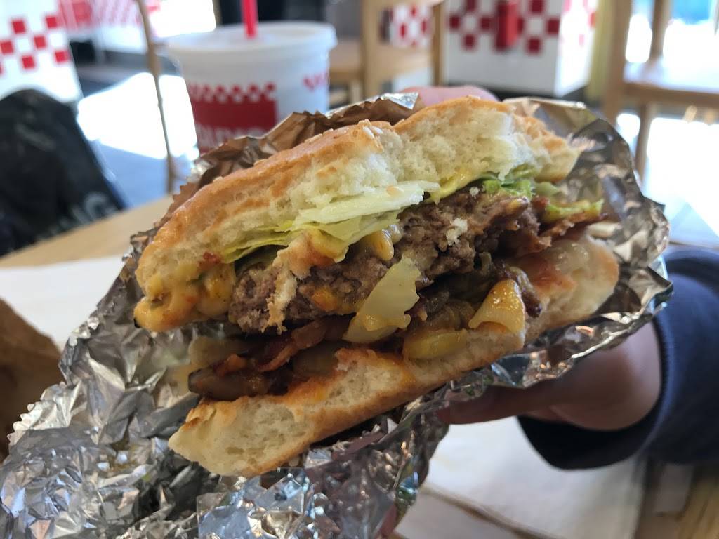 Five Guys | meal takeaway | 45 River Rd, Edgewater, NJ 07020, USA | 2014824614 OR +1 201-482-4614