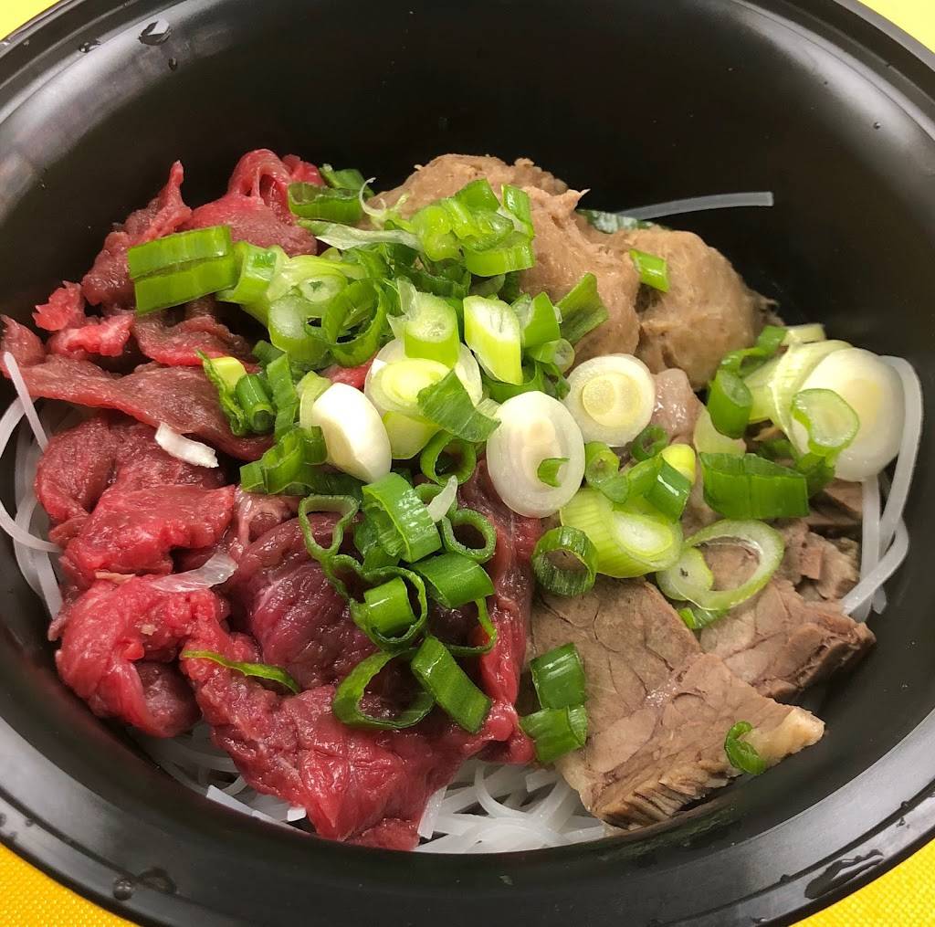 Pho ThaiBinh | restaurant | 324 E Belt Line Rd #202, DeSoto, TX 75115, USA | 9722138825 OR +1 972-213-8825