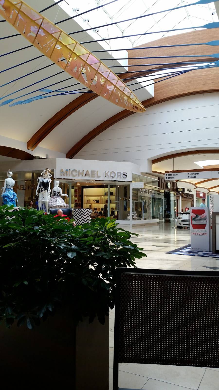 Marketplace Café | restaurant | 1880 Annapolis Mall Rd, Annapolis, MD 21401, USA | 4105731121 OR +1 410-573-1121