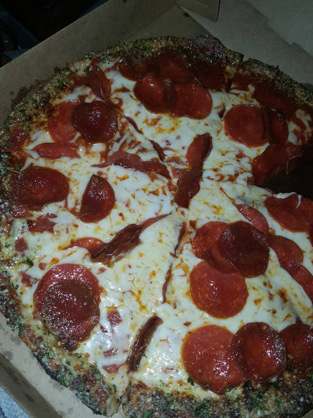 Pizza Hut | restaurant | 300 W Willow St, Long Beach, CA 90806, USA | 5629881711 OR +1 562-988-1711