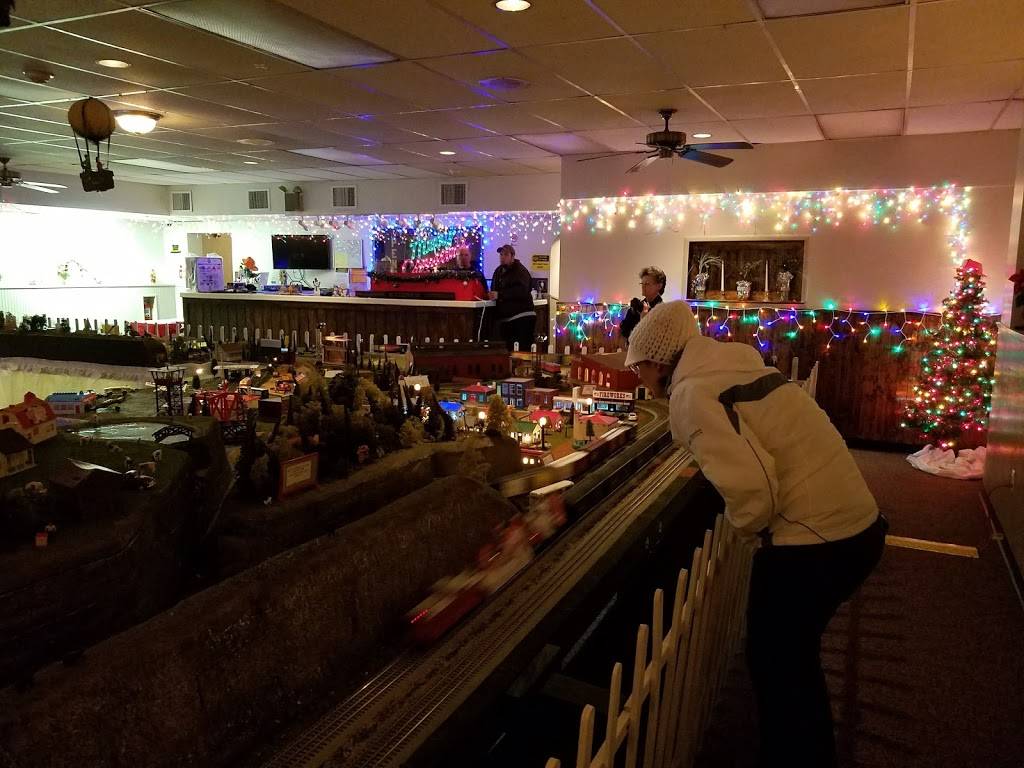 Penn Hills No 4 Vfd Banquet | restaurant | 1002 Center Ave, Verona, PA 15147, USA | 4128280860 OR +1 412-828-0860