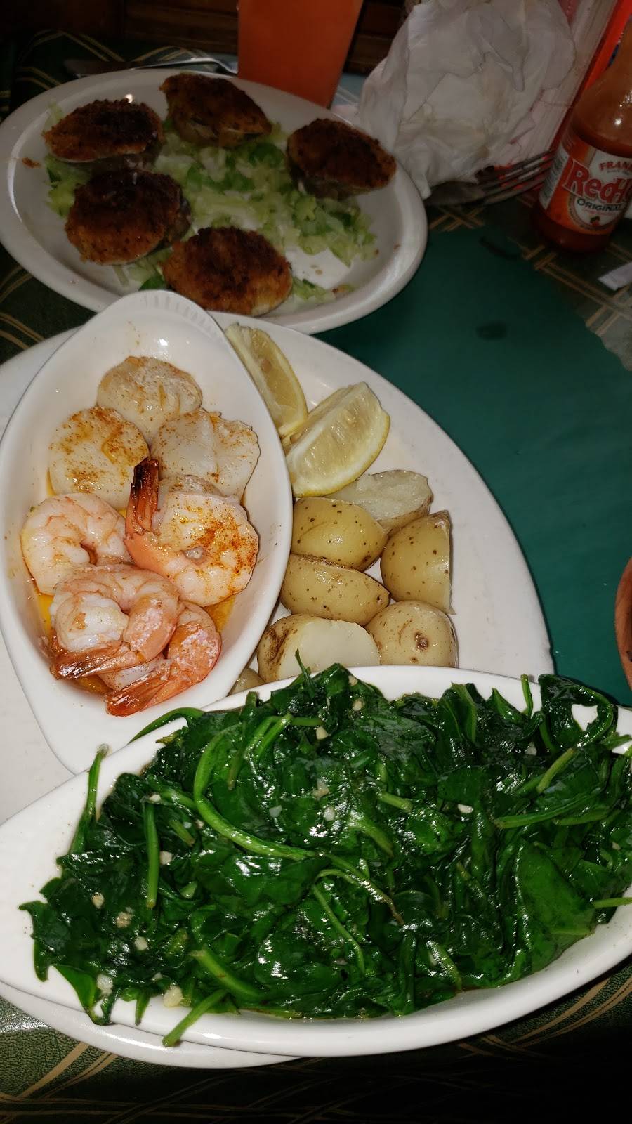 J Ps Pub Restaurant & Banquet | restaurant | 1986 Lakeview Rd, Lake View, NY 14085, USA | 7166273499 OR +1 716-627-3499