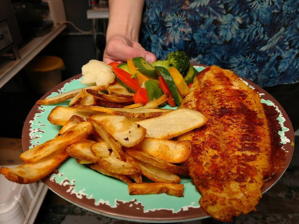 Caras Cafe and Pizzeria | cafe | 114 W Main St, Arlington, KS 67514, USA | 6205383290 OR +1 620-538-3290