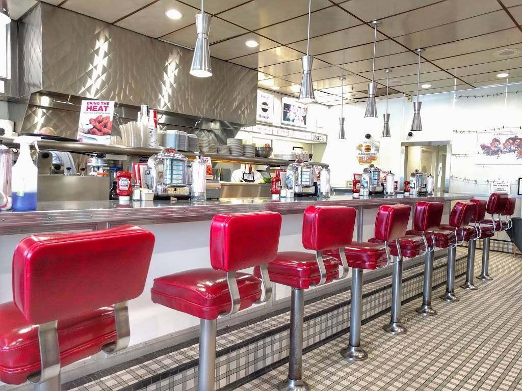 Johnny Rockets | restaurant | 1550 Rosecrans Ave, Manhattan Beach, CA 90266, USA | 3105369464 OR +1 310-536-9464