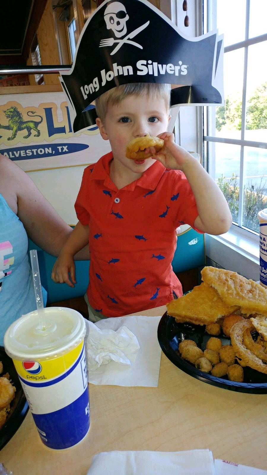 Long John Silvers | restaurant | 2562 E Morris Blvd, Morristown, TN 37813, USA | 4233534711 OR +1 423-353-4711