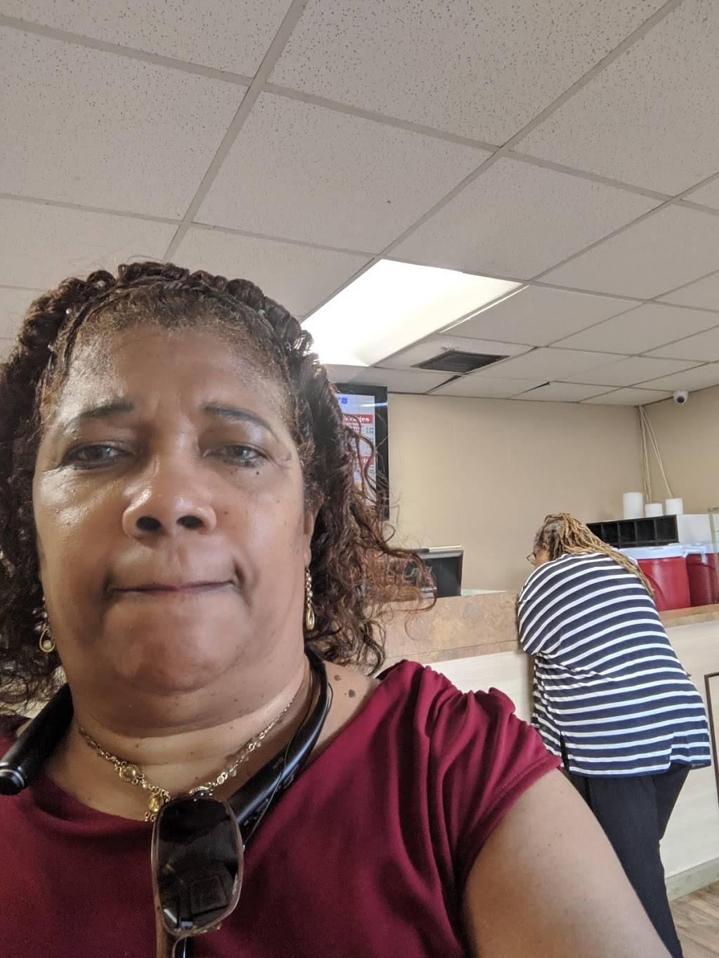 Shakers Conch House | restaurant | 10149 NW 22nd Ave, Miami, FL 33147, USA | 3058363345 OR +1 305-836-3345