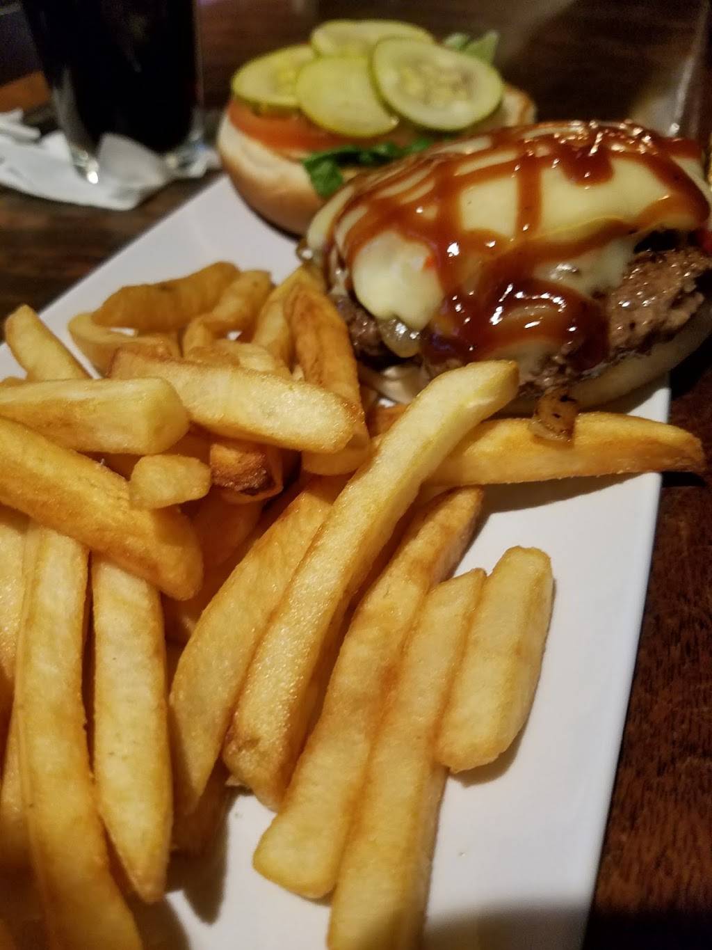 Blue Water Sports Bar & Grill | restaurant | 8 N Ridge Rd, Port Sanilac, MI 48469, USA | 8106220176 OR +1 810-622-0176