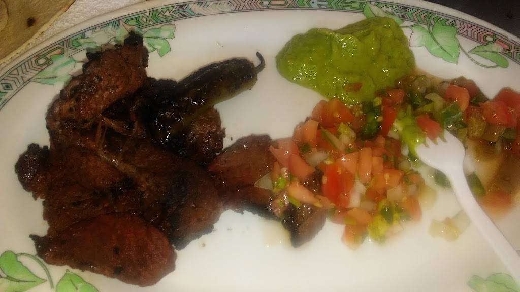 Jalisco Corn Tortilla Factory | restaurant | 516 E 7th St, Hanford, CA 93230, USA | 5595821942 OR +1 559-582-1942