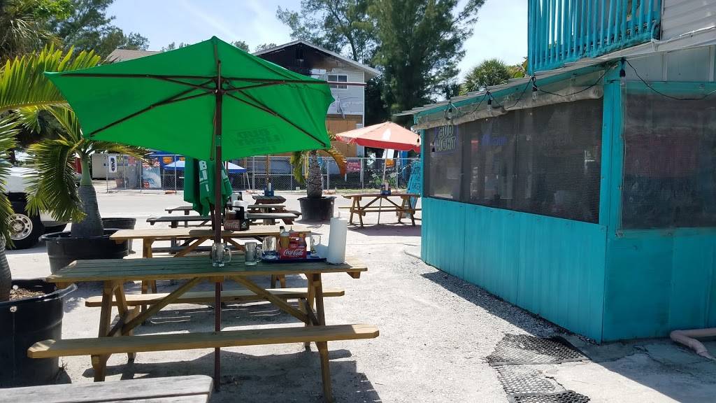 Skinnys Place | restaurant | 3901 Gulf Dr, Holmes Beach, FL 34217, USA | 9417787769 OR +1 941-778-7769