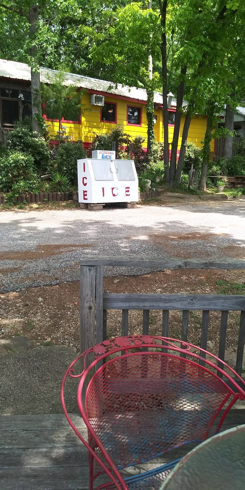 Lay Port Marina | restaurant | 110 Lay Port Loop, Shelby, AL 35143, USA | 2056697746 OR +1 205-669-7746