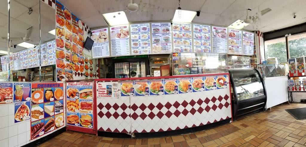 Crown Fried Chicken | restaurant | 64 Franklin St, Belleville, NJ 07109, USA | 9737598200 OR +1 973-759-8200