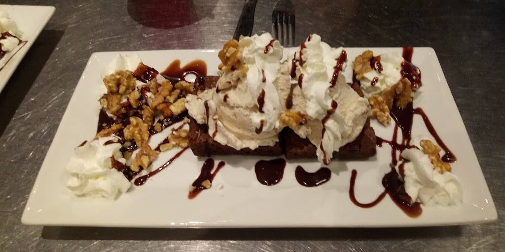 Flying Saucer Pizza Company | restaurant | 118 Washington St, Salem, MA 01970, USA | 9785948189 OR +1 978-594-8189