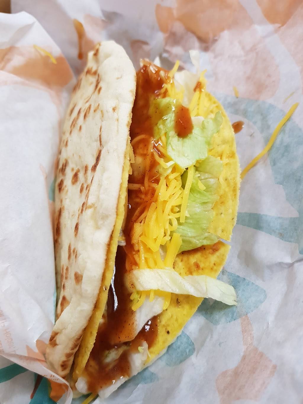 Taco Bell | restaurant | 2900 Townsgate Rd #113, Thousand Oaks, CA 91361, USA | 8054962666 OR +1 805-496-2666