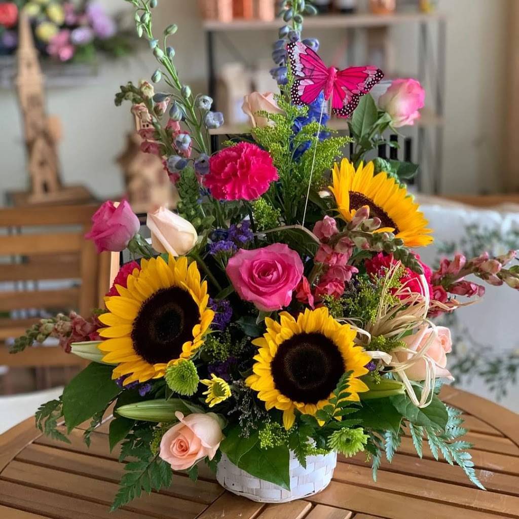 The Flower Pot | restaurant | 1520 Washington Ave, Knoxville, TN 37902, USA | 8652403499 OR +1 865-240-3499