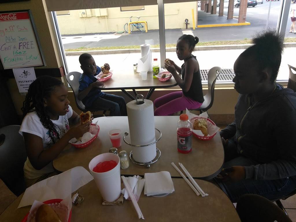 Gabriels Subs | meal takeaway | 2942 Curry Ford Rd, Orlando, FL 32806, USA | 4078946244 OR +1 407-894-6244