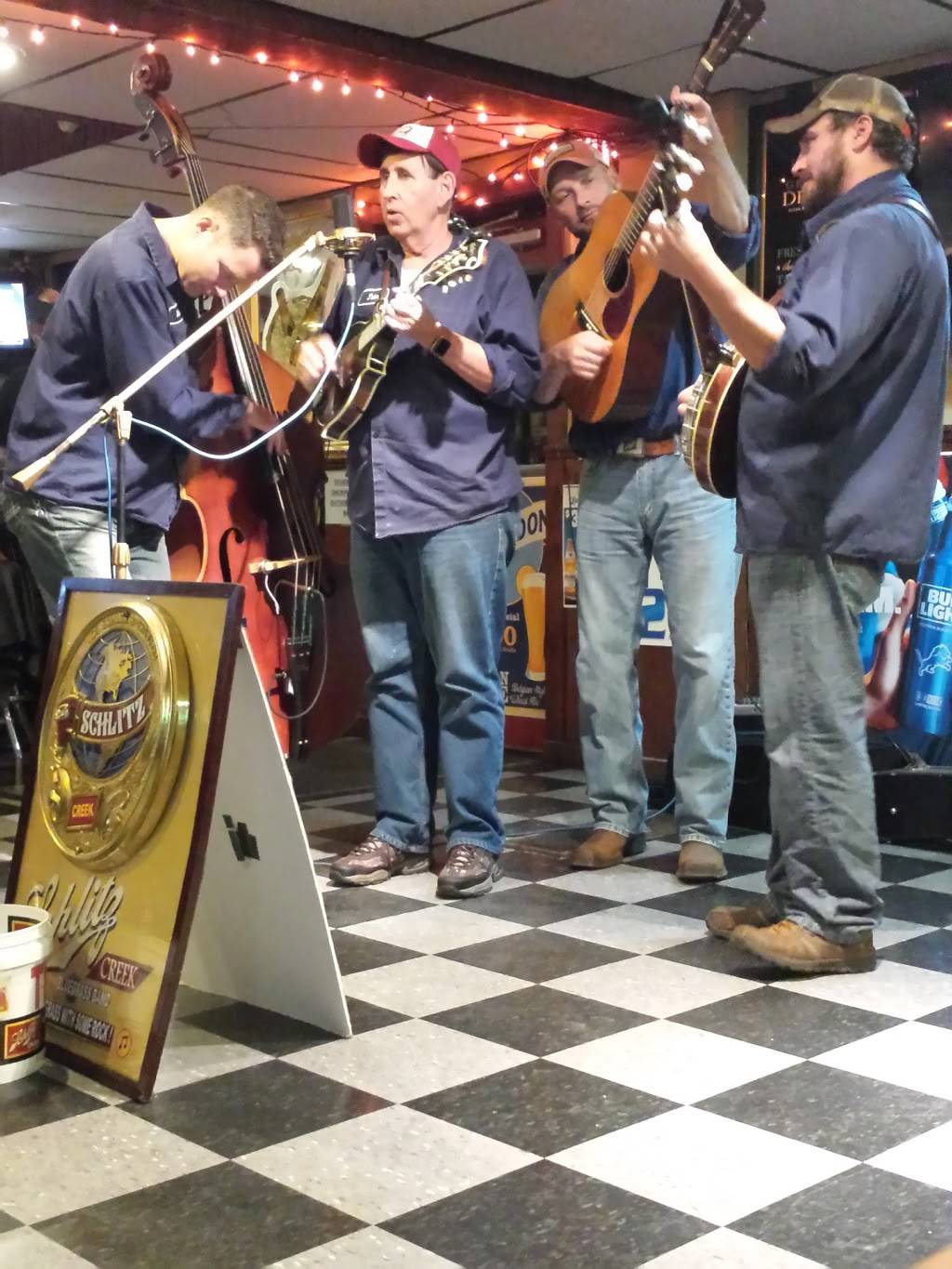 McCartys North 40 Sports Bar and Grille | restaurant | 46065 M-40, Paw Paw, MI 49079, USA | 2696550777 OR +1 269-655-0777