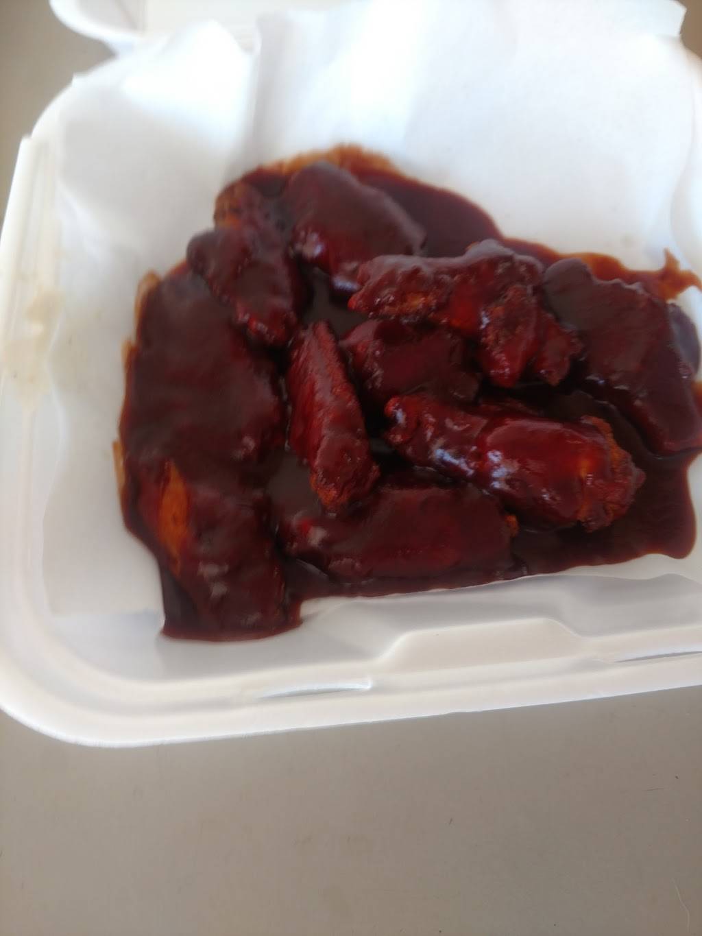 East of Chicago | restaurant | 211 Center St, Seville, OH 44273, USA | 3307699999 OR +1 330-769-9999