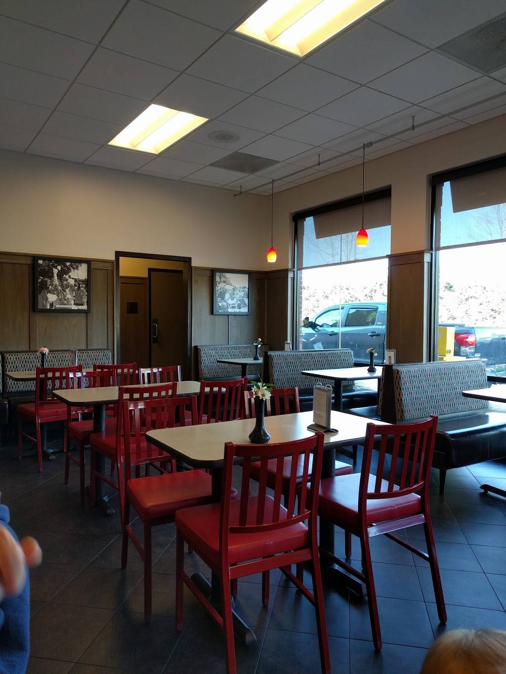 Chick-fil-A | restaurant | 5886 Trussville Crossings Pkwy, Birmingham, AL 35235, USA | 2056610544 OR +1 205-661-0544
